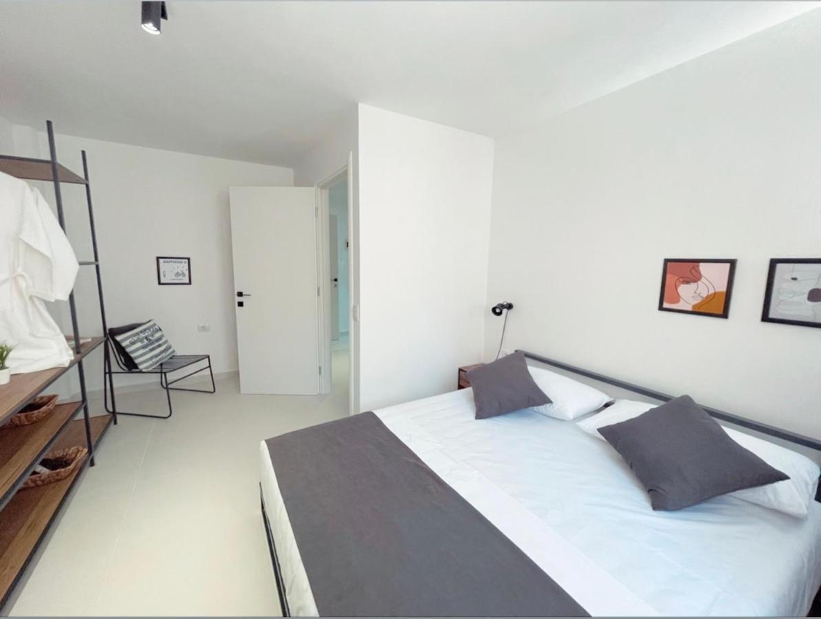 Vela Apartaments 4 Saranda Extérieur photo